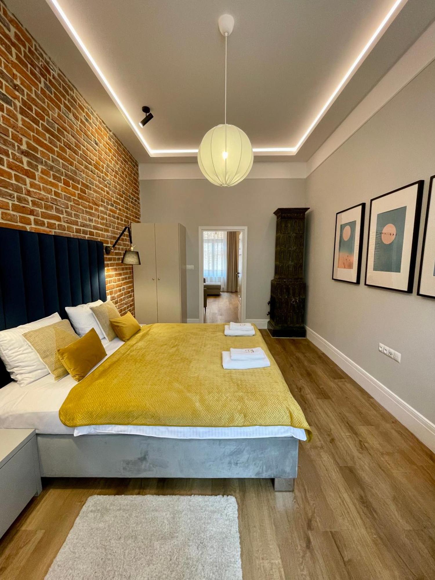 Golden Queen Apartments City Center คราคูฟ ภายนอก รูปภาพ