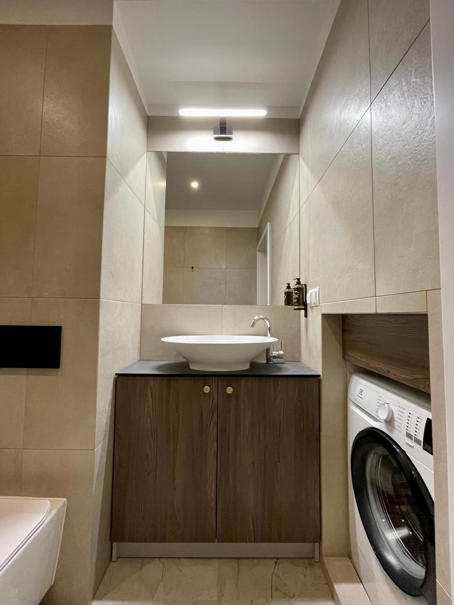Golden Queen Apartments City Center คราคูฟ ภายนอก รูปภาพ